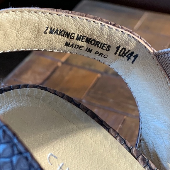 Chinese Laundry Cork Wedge Heel Two-tone - Picture 6 of 7